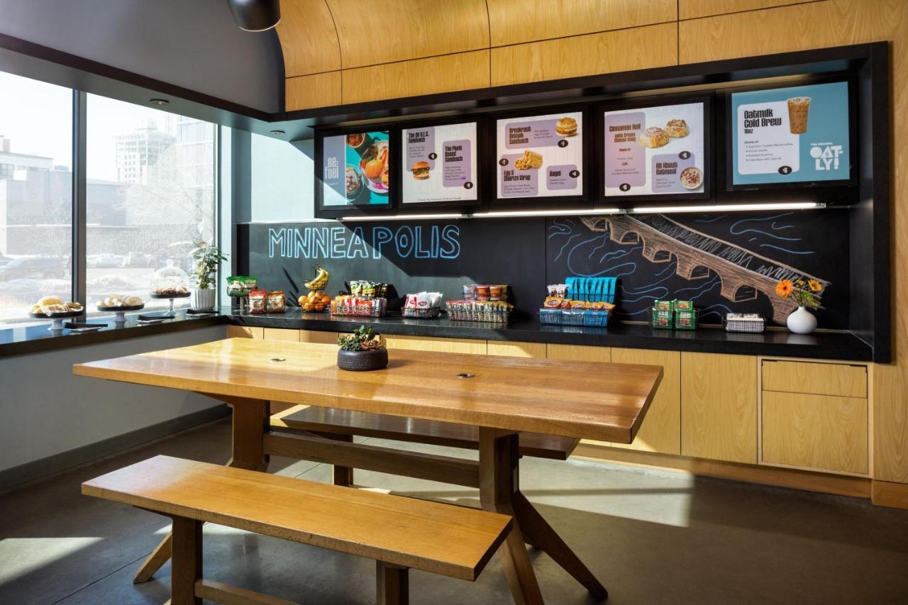 Aloft 3* Minneapolis