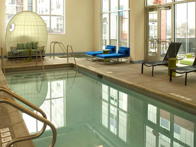 Aloft Hotel 3*