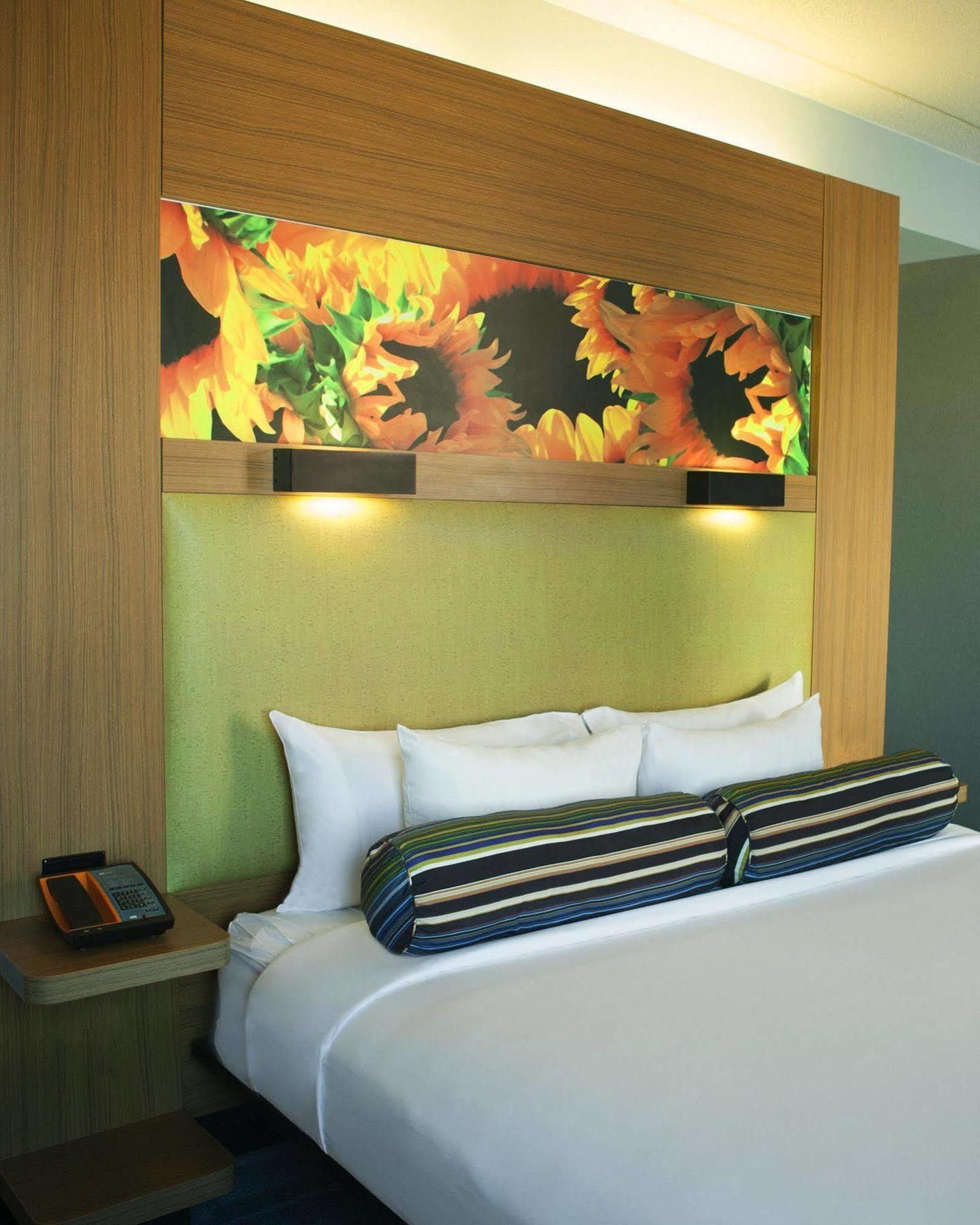 Aloft Hotel Minneapolis